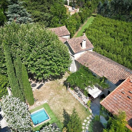 Bed and Breakfast Mas Carita Cabannes Exterior foto